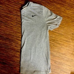 Men’s Nike T-shirt